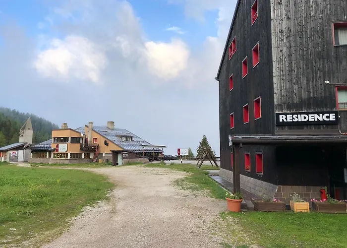 Mellon House * Falcade